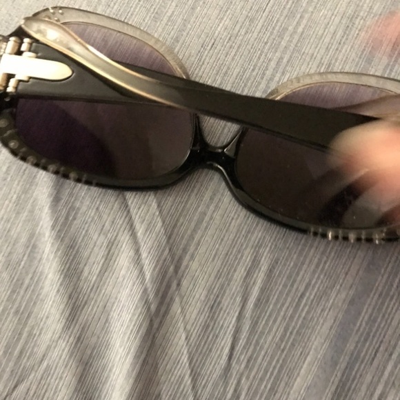 sunglasses - Picture 6 of 7